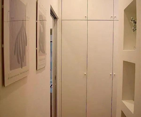 Anna's - Vivi Il Vero Centro Di Piazza De Ferrari Self Check-in 24h Apartmán