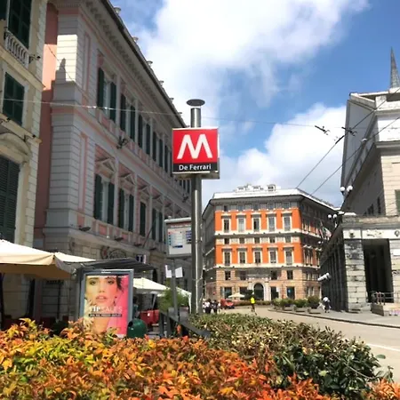 Anna's - Vivi Il Vero Centro Di Piazza De Ferrari Self Check-in 24h Lägenhet Genua